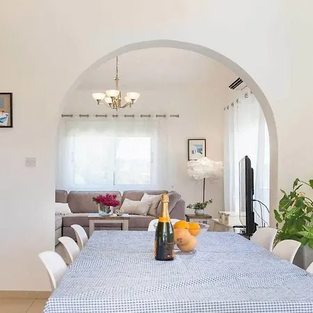 Villa Linda *
